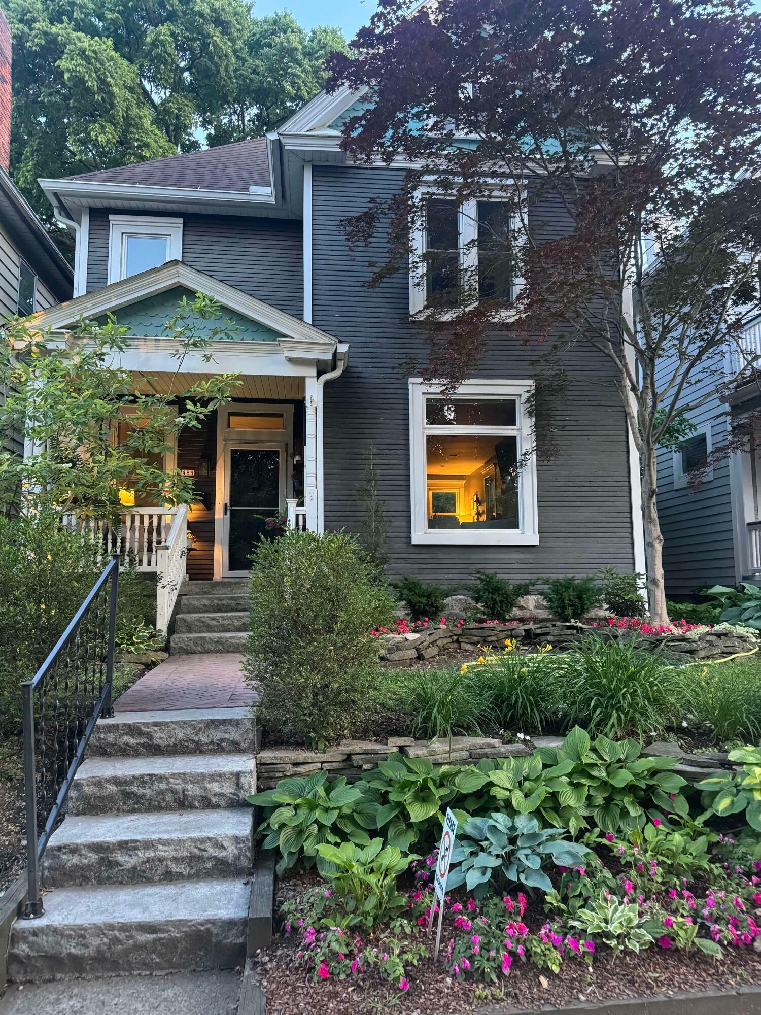489 W 4th Avenue  Columbus OH 43201 photo