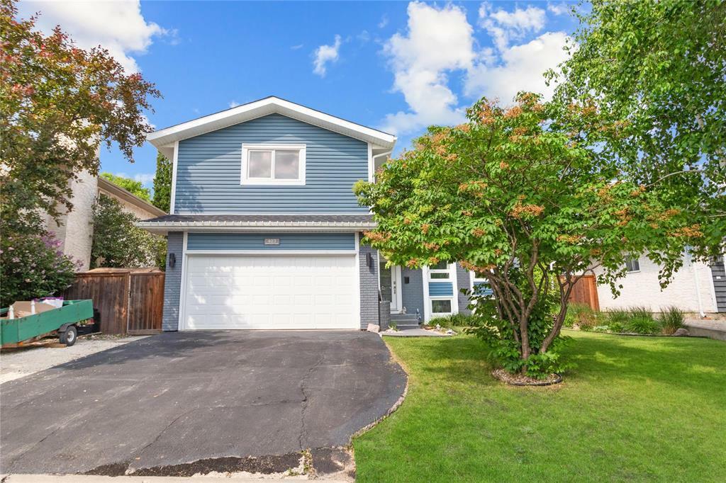 Property Photo: 403 Headmaster Row MB R2G 3J3