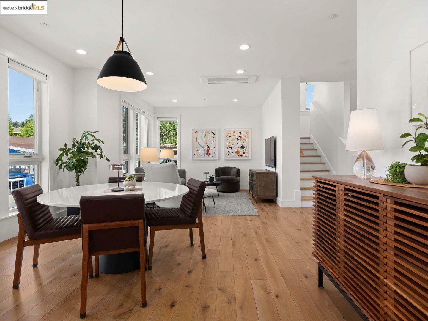 Property Photo:  924 Brown Ave  CA 94549 