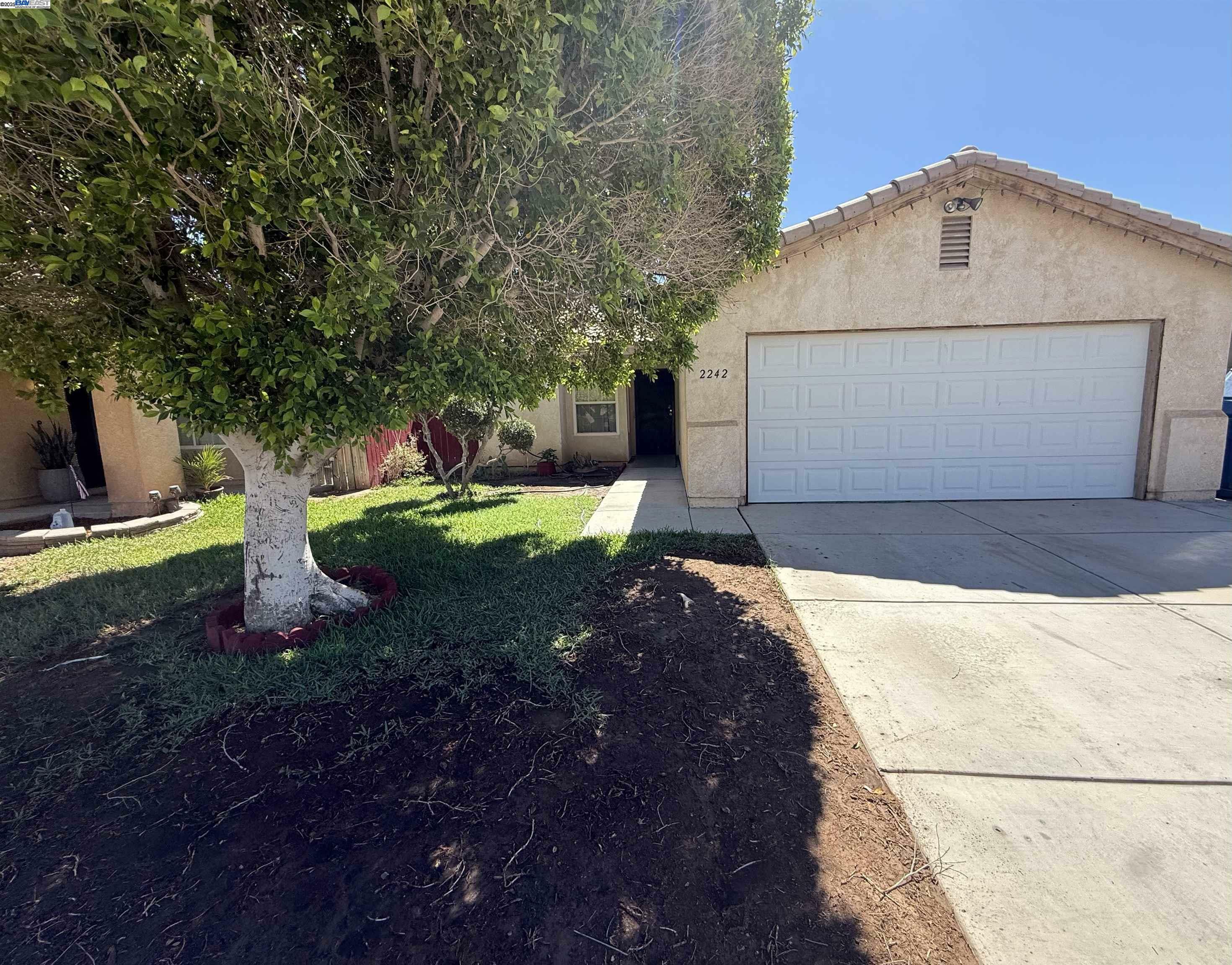 Property Photo: 2242 I Yturralde Drive CA 92231