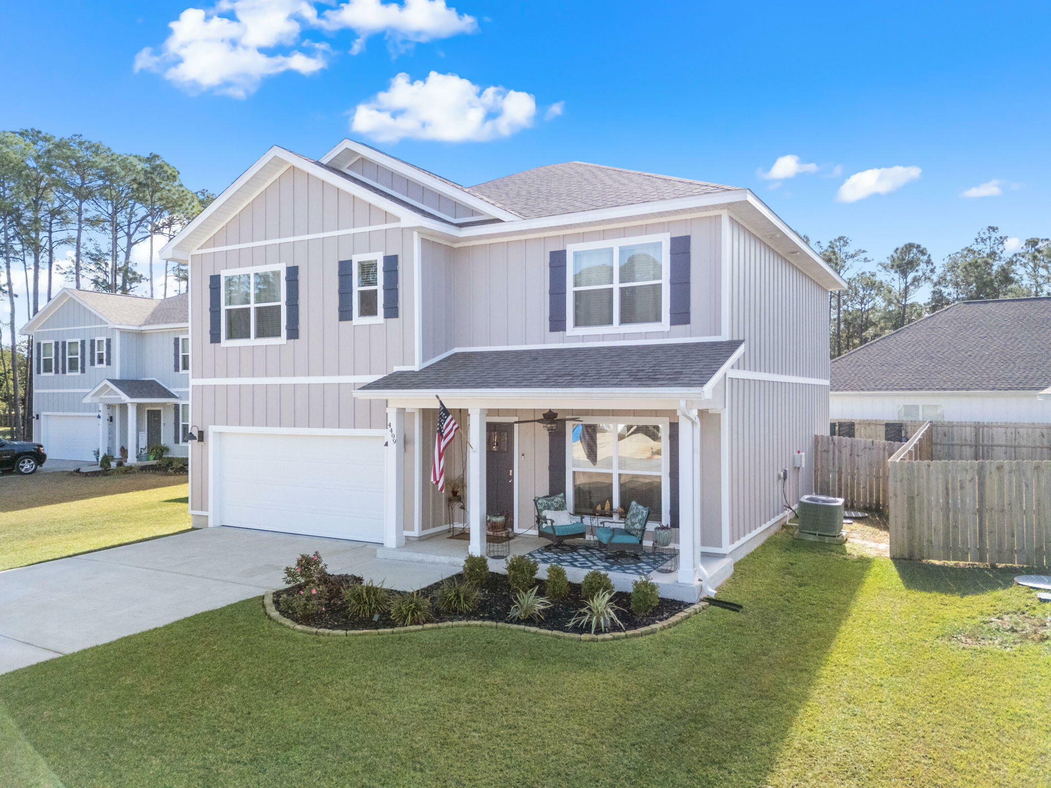 Property Photo: 4499 Water Leaf Cove FL 32563