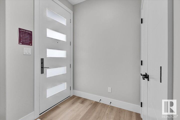 Property Photo:  3906 41 Avenue  AB T4X 3B5 