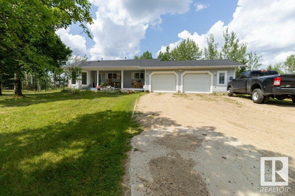 Property Photo: 51052 Rge Road 220 AB T8E 1G8