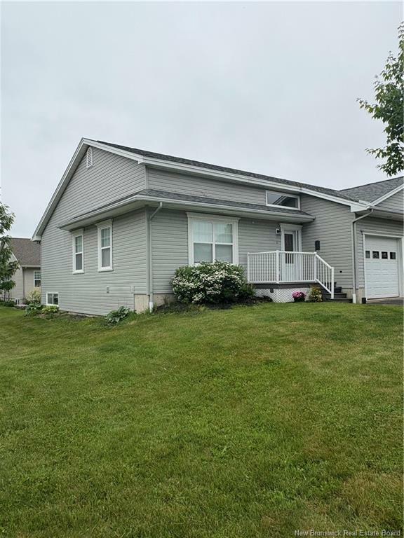 11 Cumberland Court  Fredericton NB E3A 0M4 photo