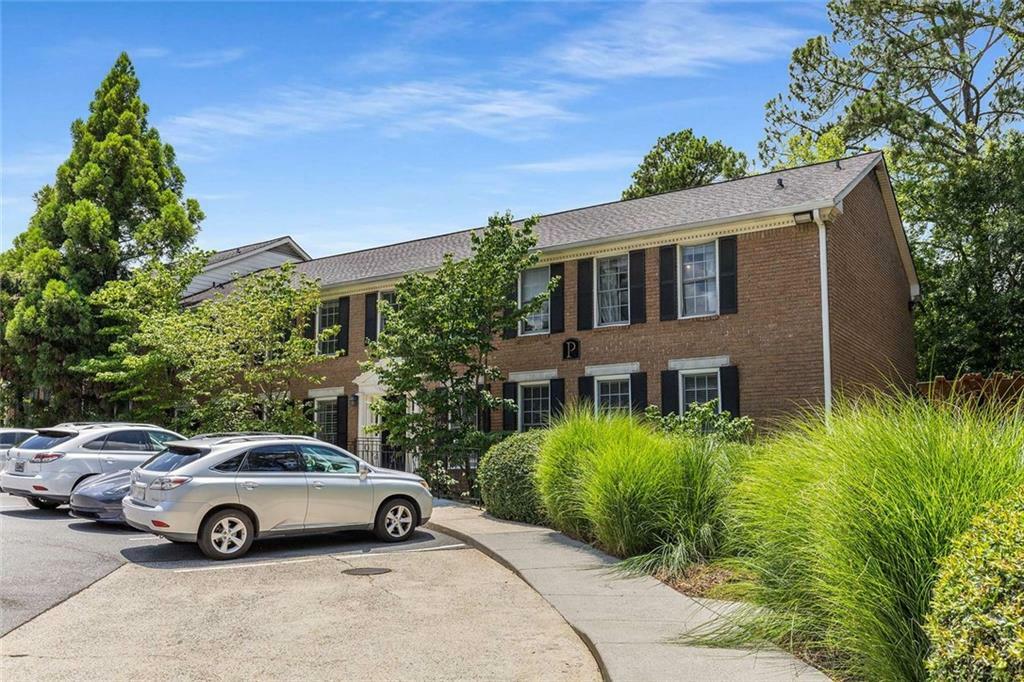 Property Photo: 1101 Collier Road NW P2 GA 30318