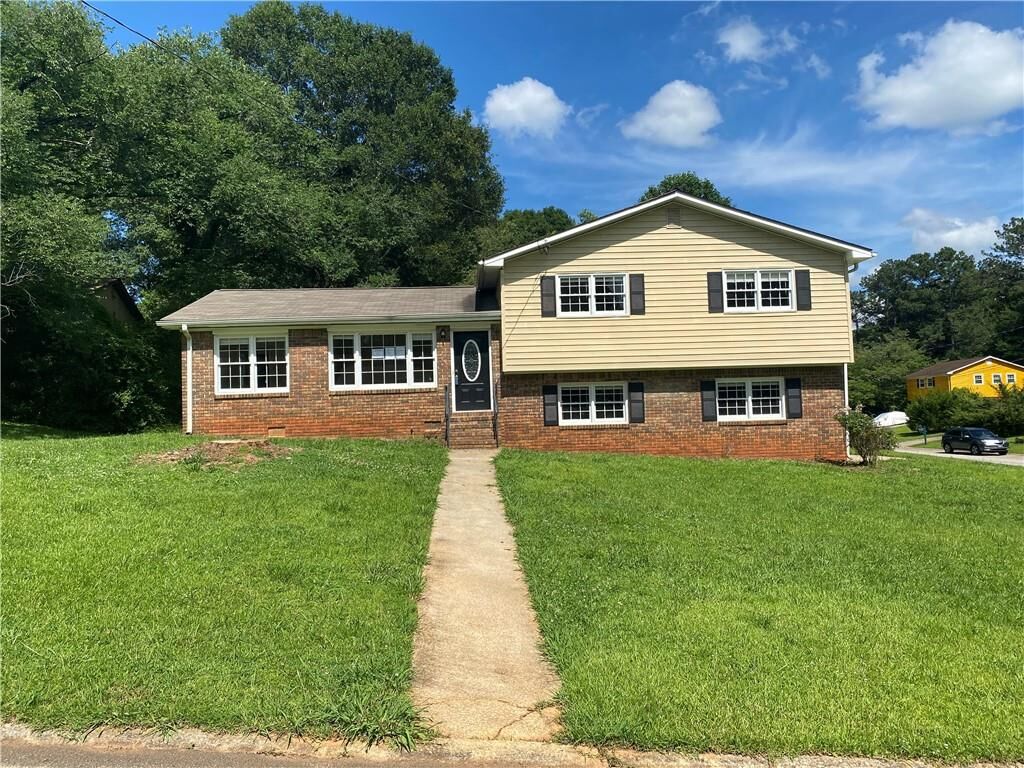 Property Photo: 5114 Rock Eagle Drive GA 30083