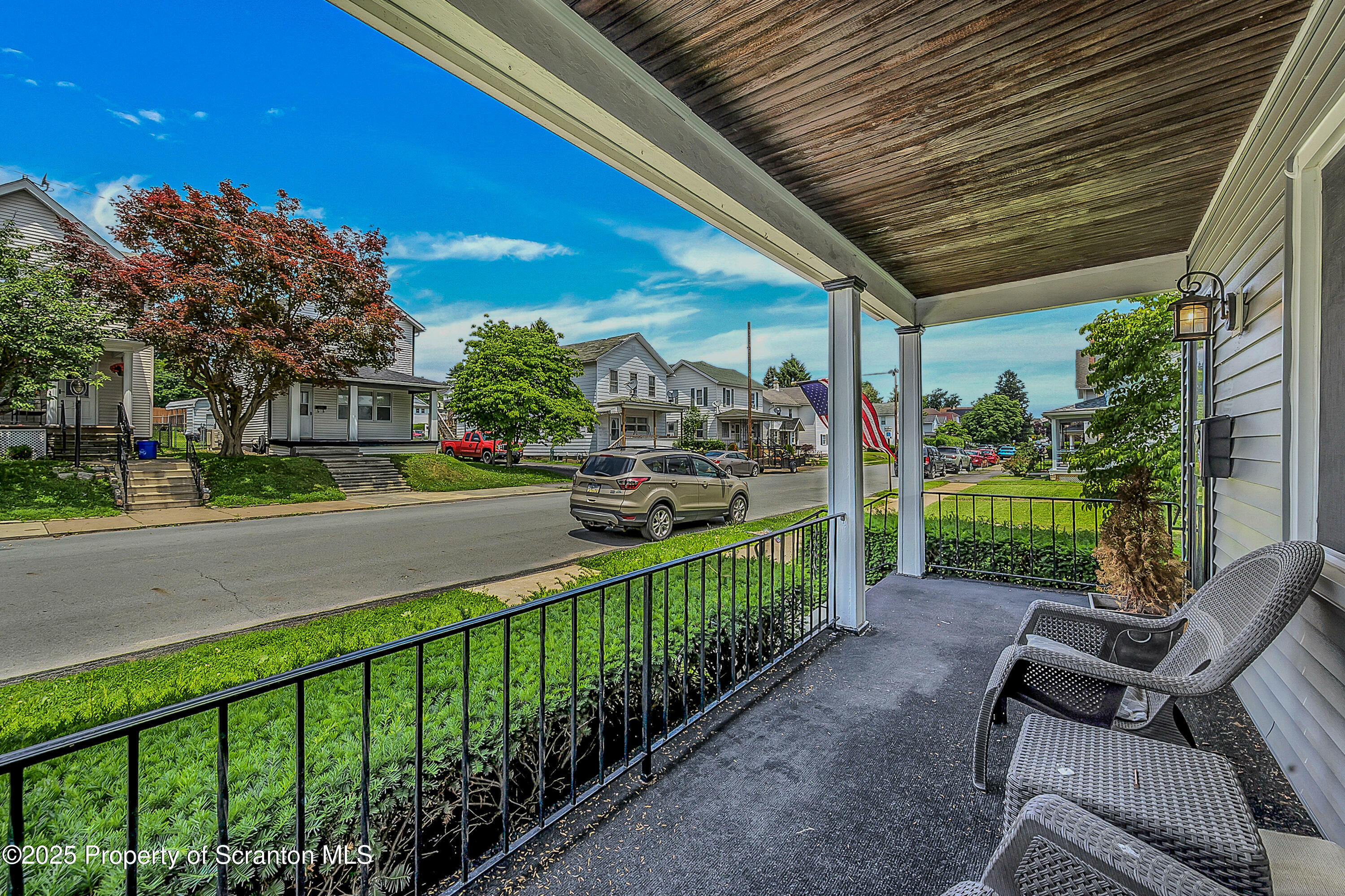 Property Photo:  506 N Sumner Avenue  PA 18504 