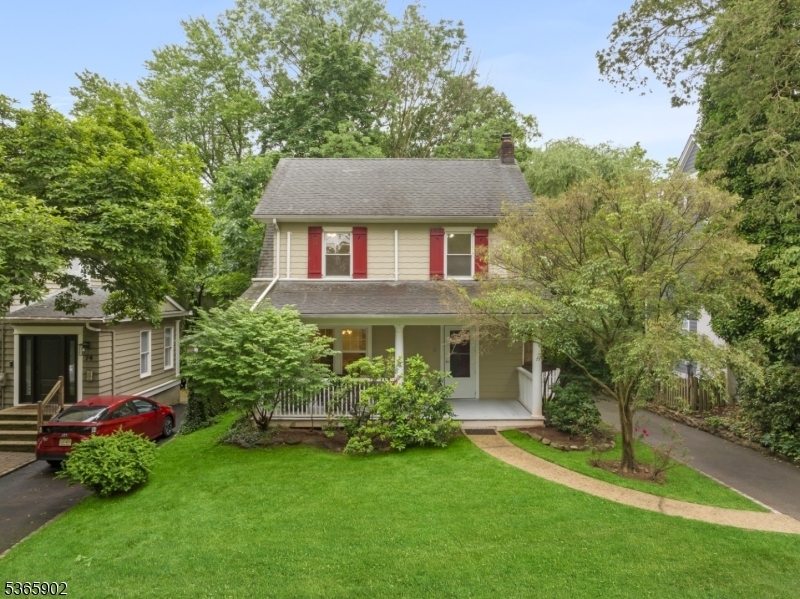 Property Photo: 72 Meadowbrook Rd NJ 07078