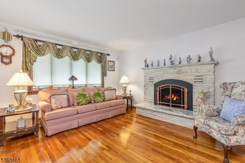 Property Photo: 715 Riverbend Rd NJ 07036