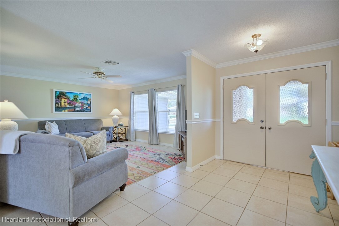 Property Photo: 1712 Sunrise Place FL 33870