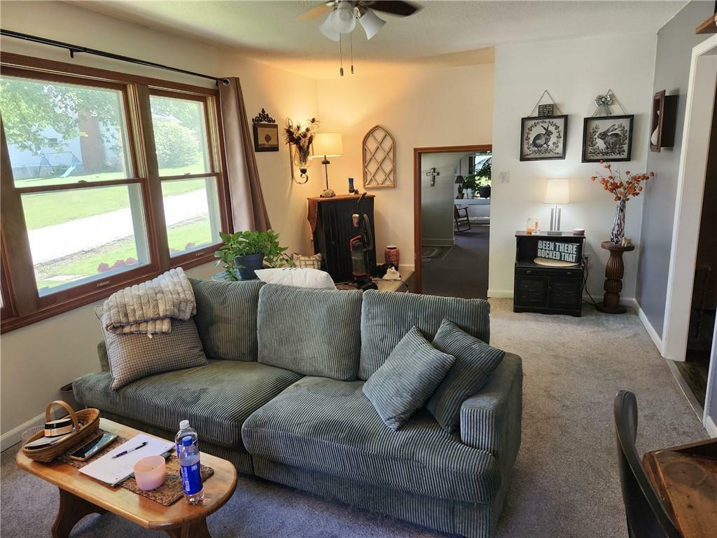 Property Photo: 702 W Hobson Street MO 64673