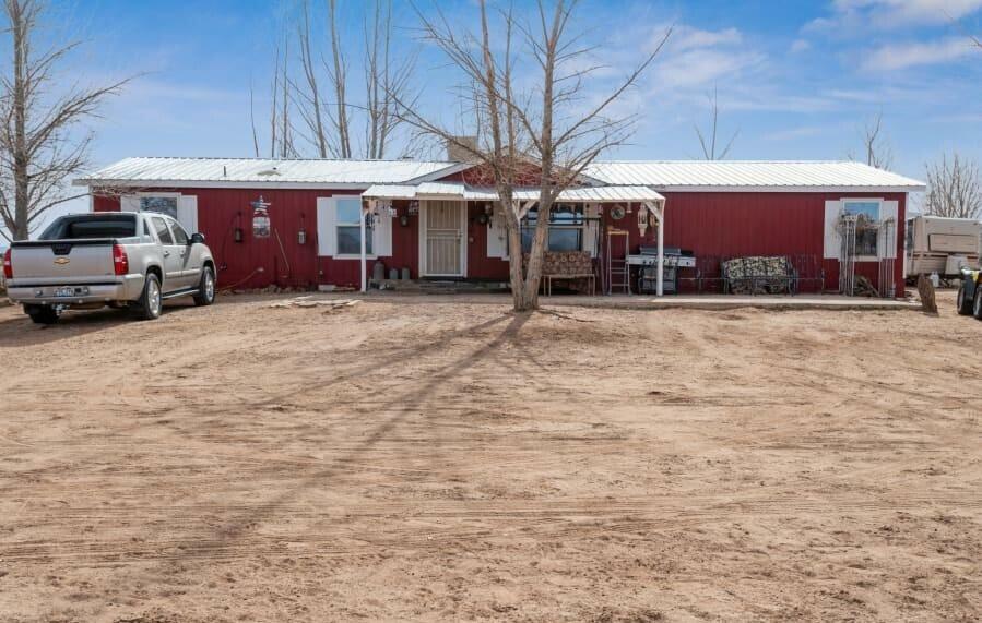 Property Photo: 105 N Coyote Rd UT 84737