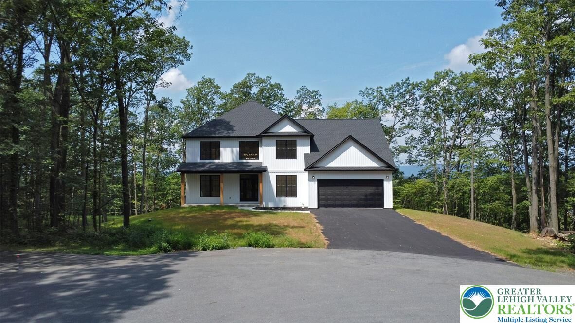 Property Photo:  3631 Oak Ridge Drive  PA 18080