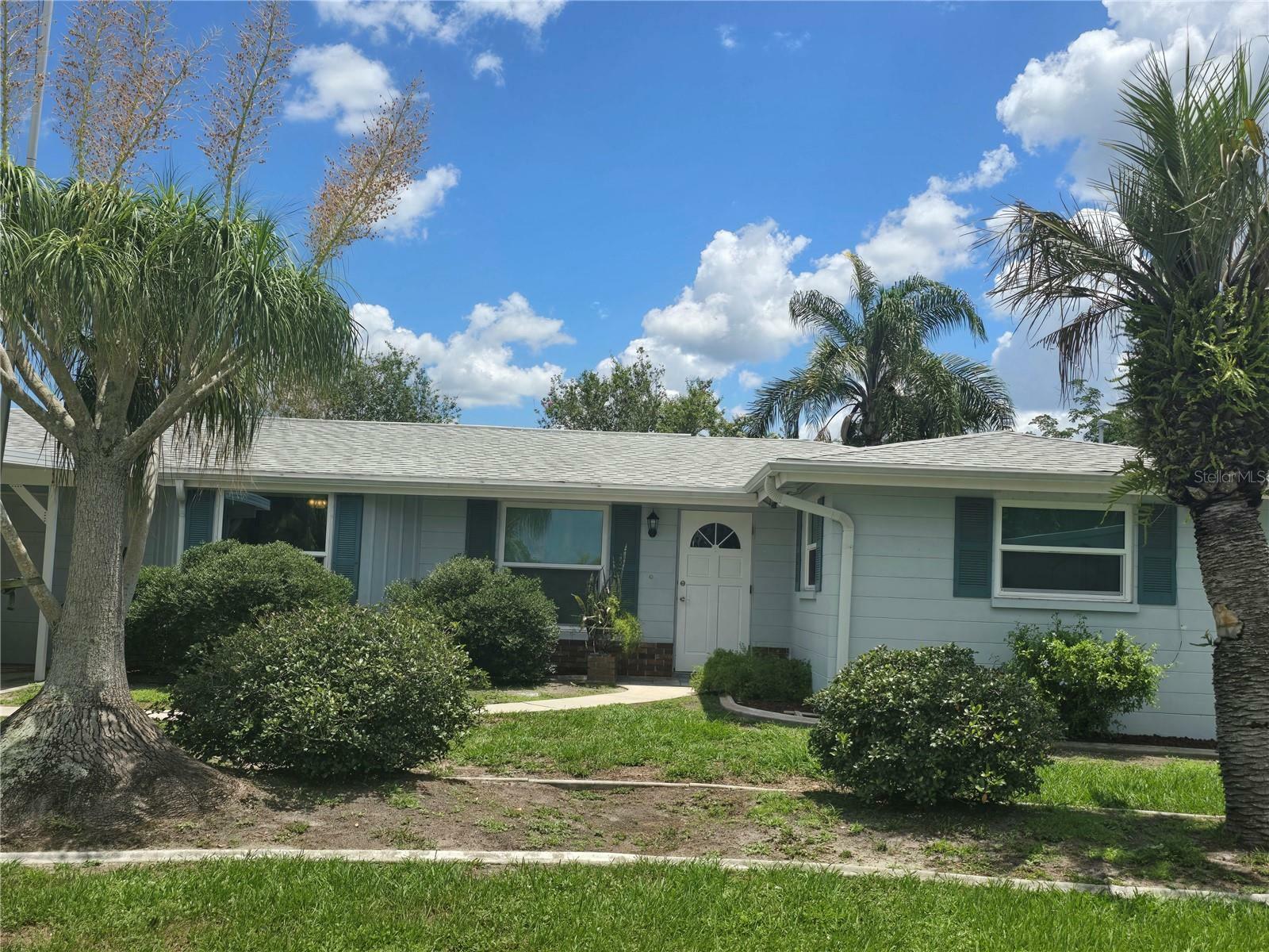 Property Photo:  28427 Coco Palm Drive  FL 33982 