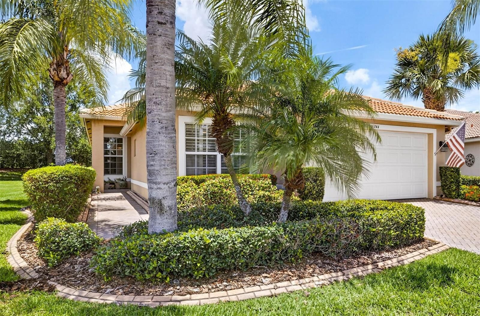 Property Photo:  15744 Crystal Waters Drive  FL 33598 