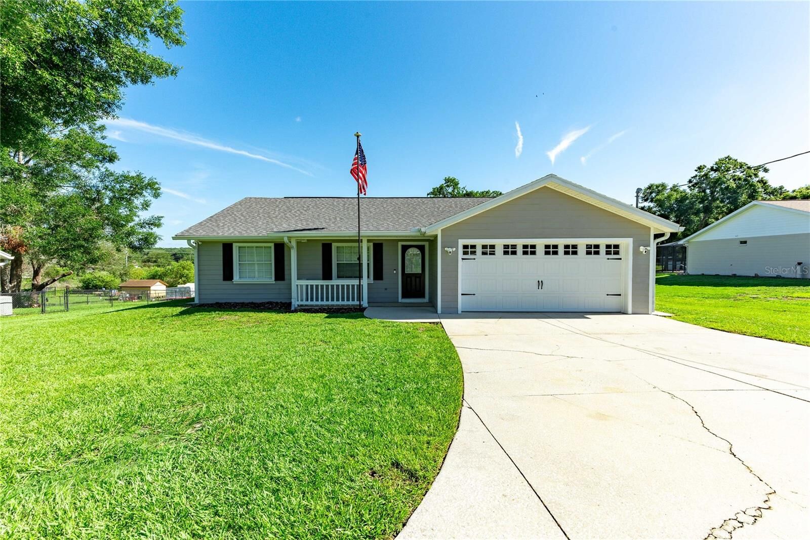Property Photo:  37113 Waldo Drive  FL 33525 
