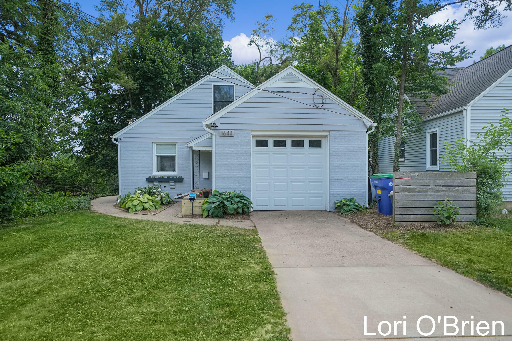 Property Photo: 1644 Boston Street SE MI 49506