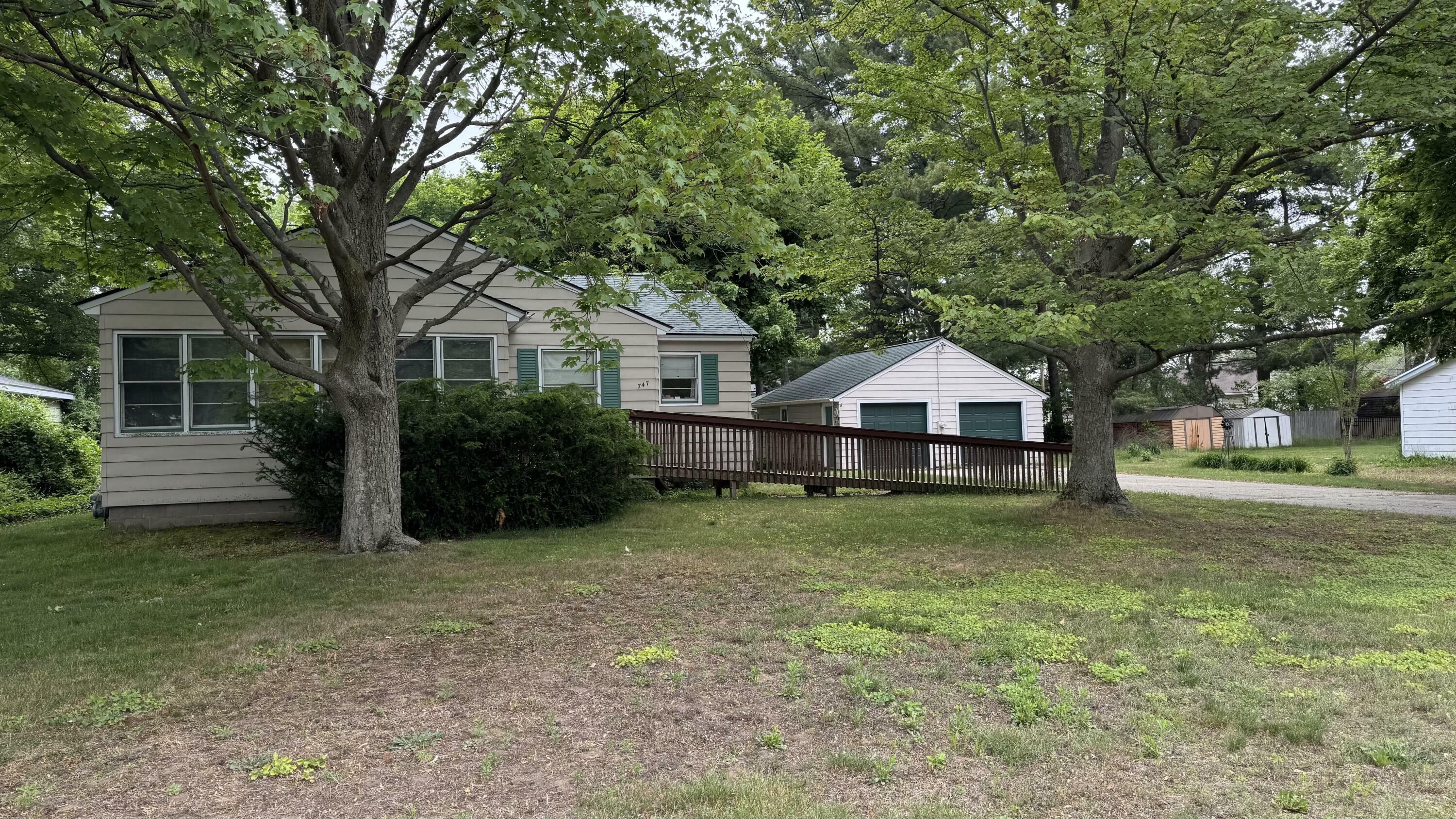 Property Photo: 747 Aster Avenue MI 49423