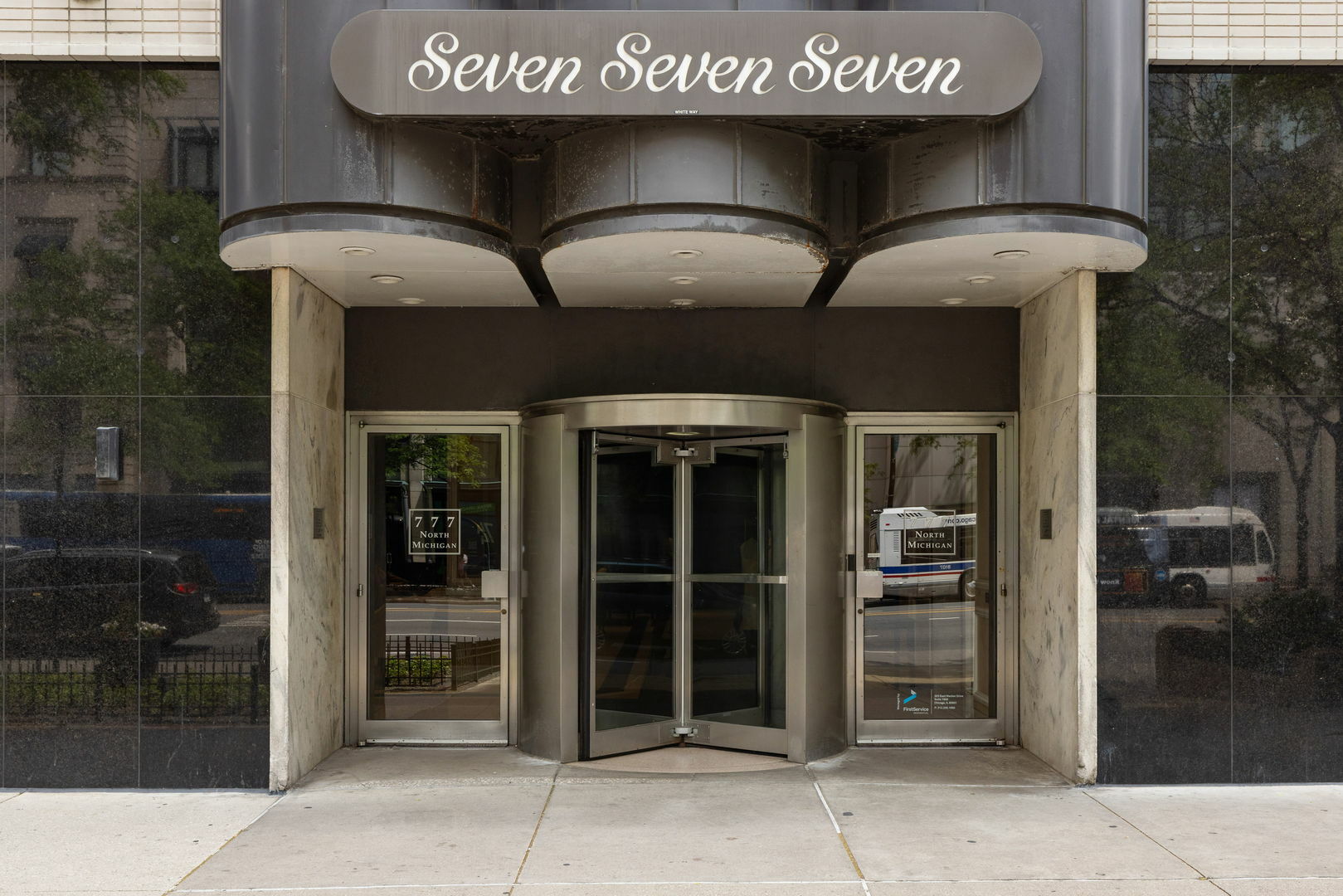 Property Photo: 777 N Michigan Avenue 1407 IL 60611