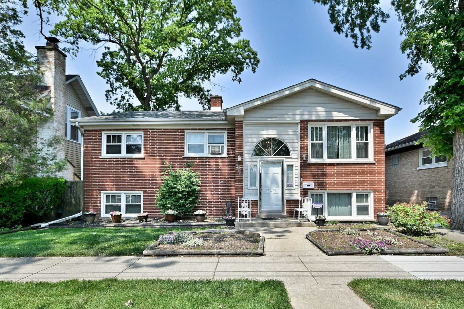 Property Photo: 2808 Struckman Avenue IL 60171
