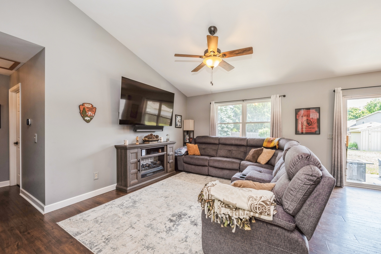 Property Photo: 5705 Cobblestone Trail IL 60050