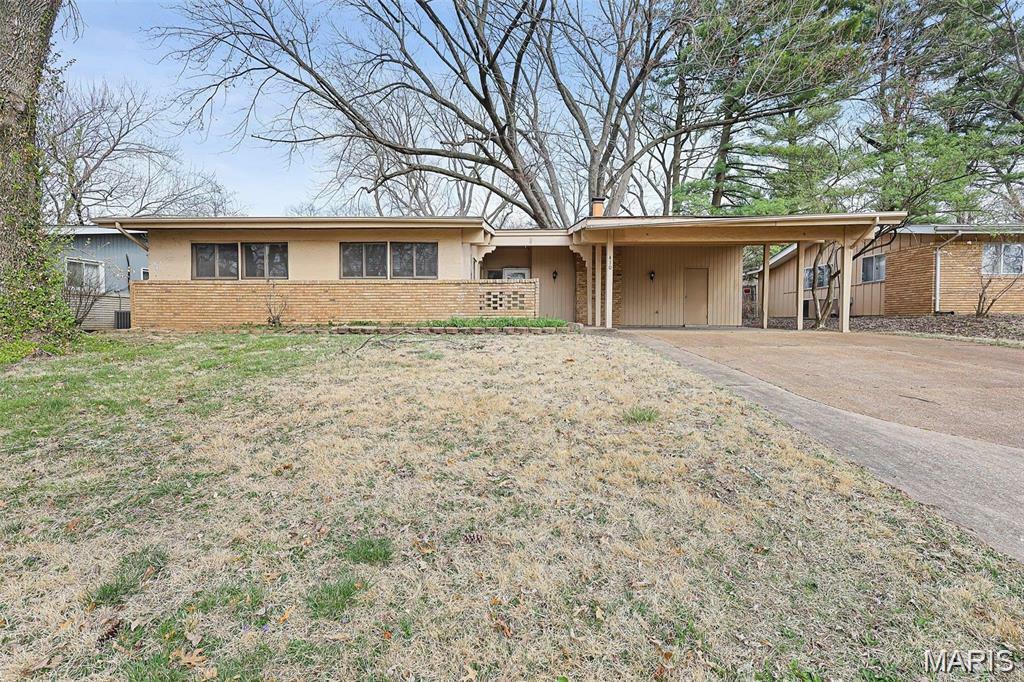 Property Photo: 410 Allen Drive MO 63033