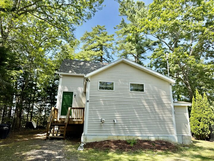 Property Photo:  91 Shore Drive  ME 04032 