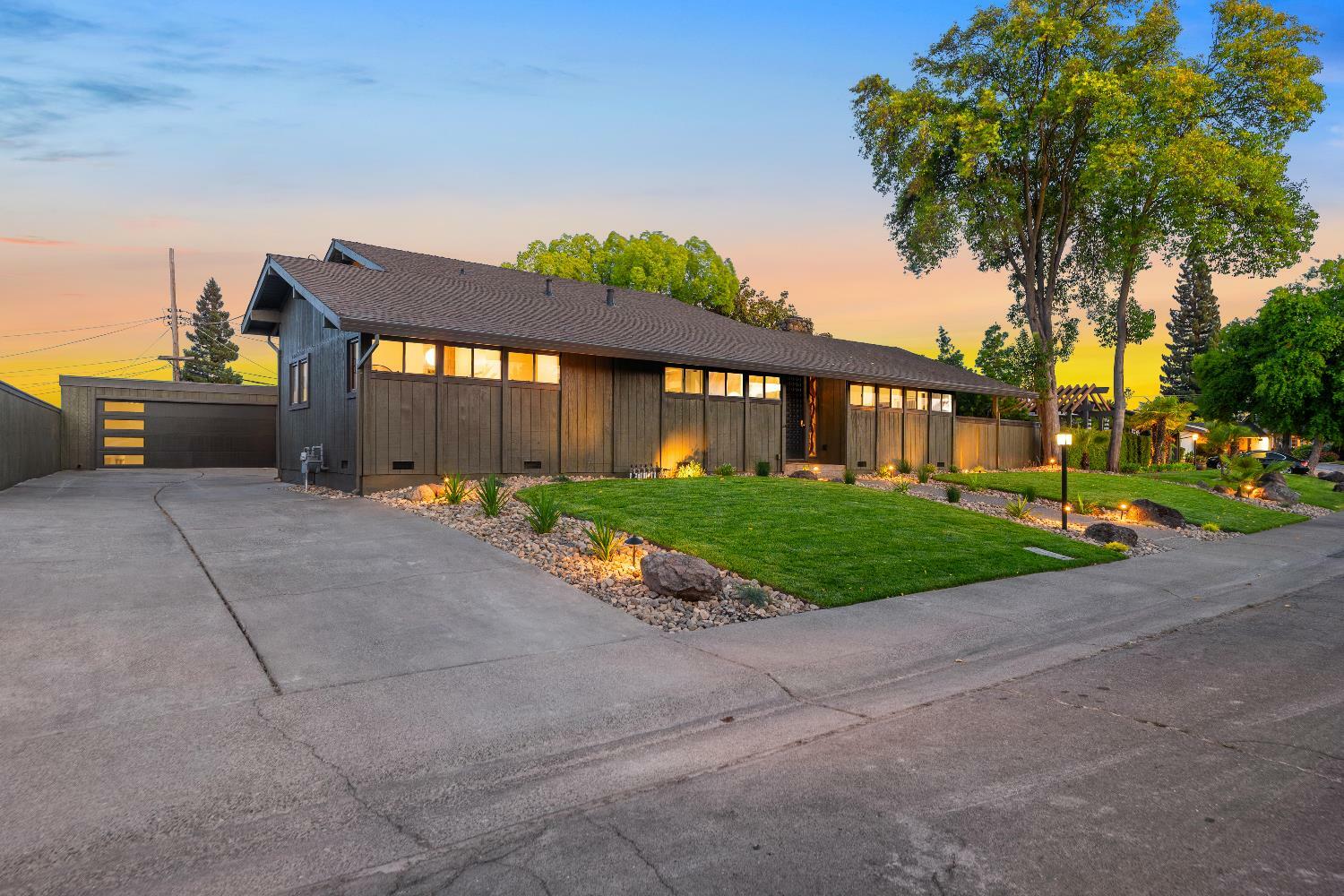 Property Photo: 1349 Gagle Way CA 95831