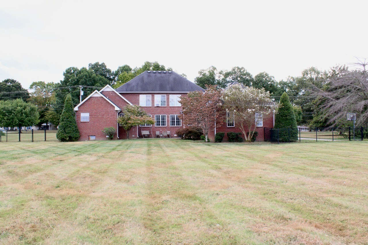 Property Photo: 4647 Sango Rd TN 37043