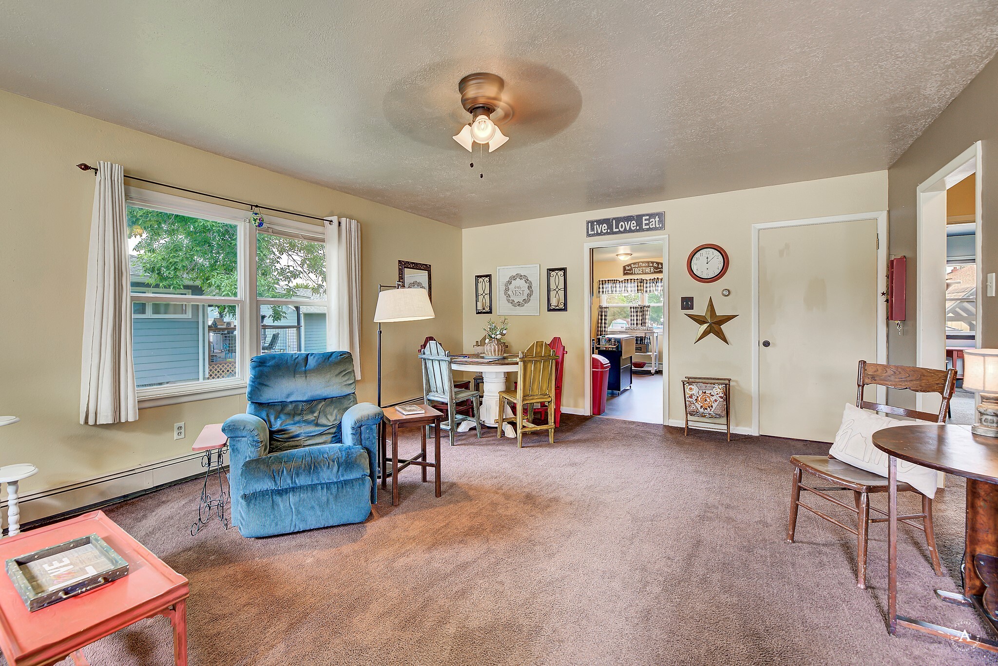 Property Photo: 216 W Riggs Street MT 59635