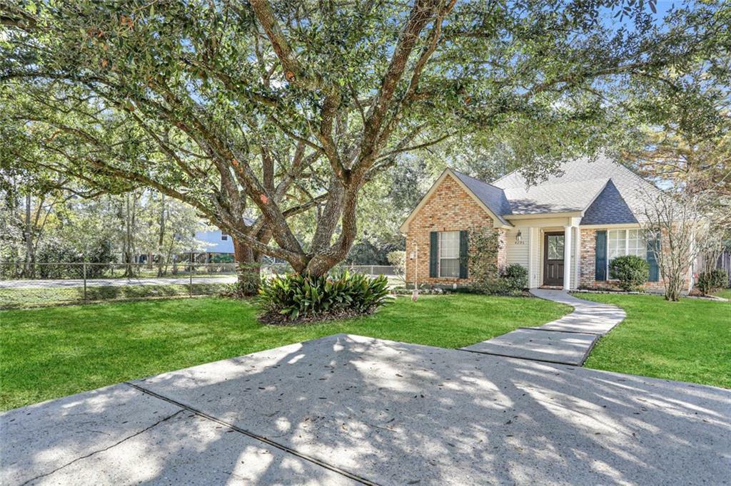 Property Photo: 4291 Poplar Drive LA 70461