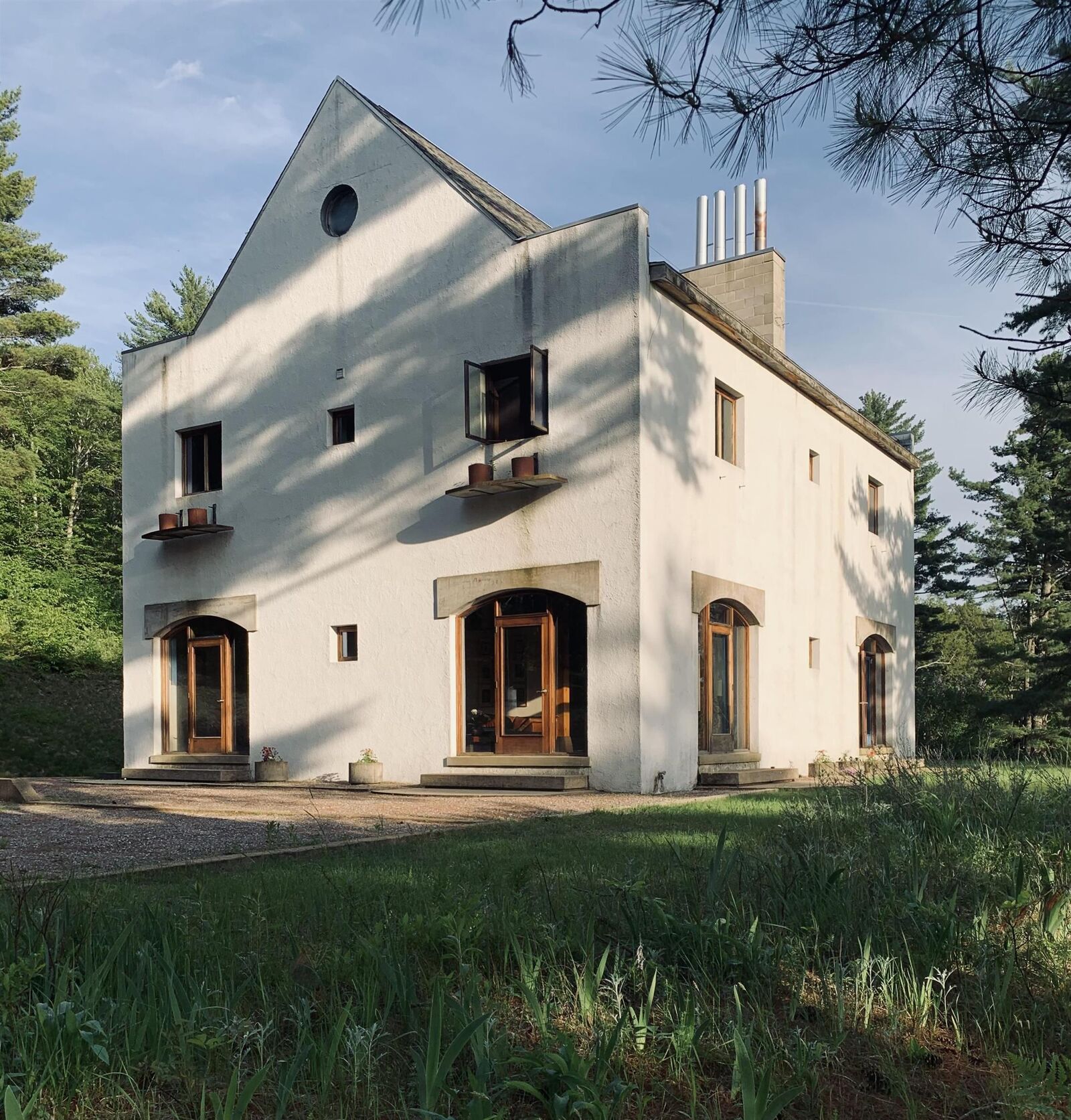 Property Photo:  435 &Amp 437 Avery Hill Road  NH 03809 