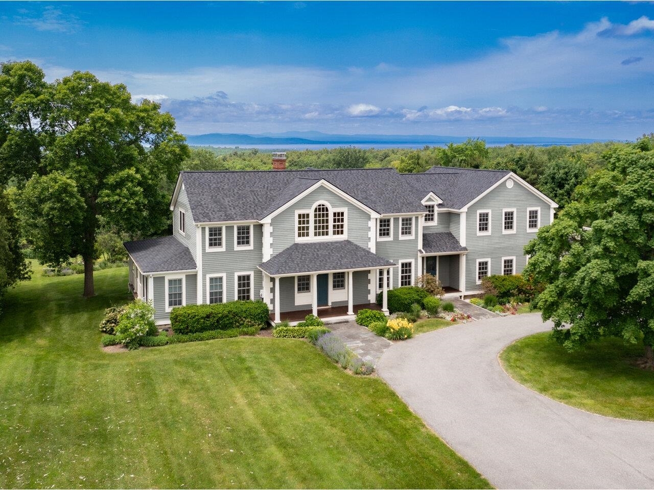 Property Photo: 1411 Spear Street VT 05403