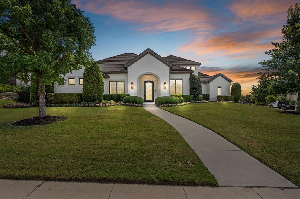 Property Photo: 4673 Saint Benet Court TX 76126
