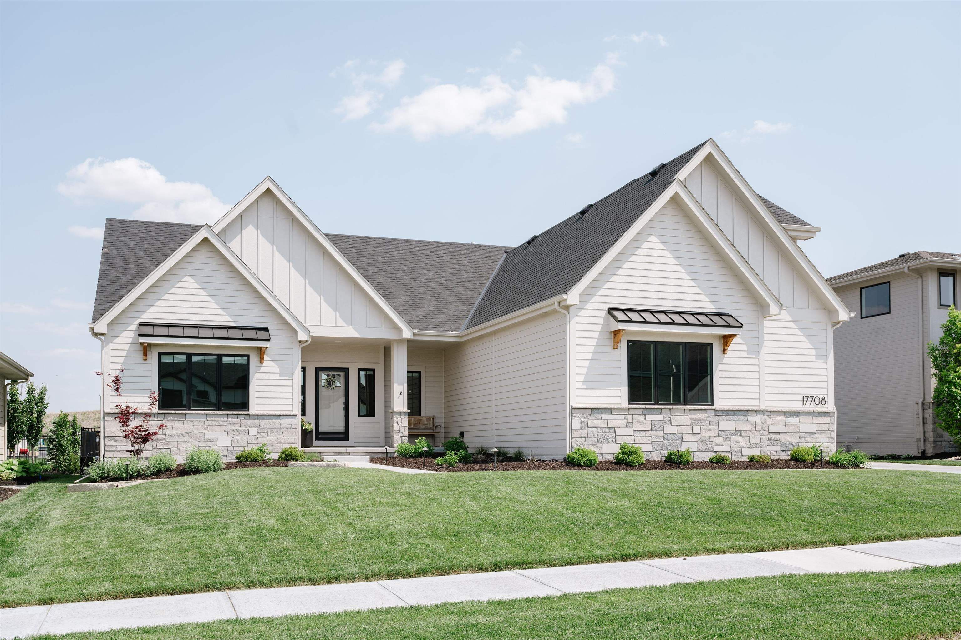 Property Photo: 3510 S 219th Avenue NE 68022