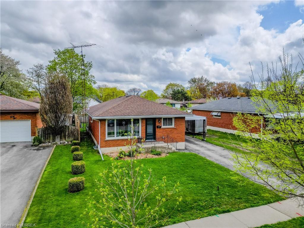 Property Photo: 43 Linden Avenue ON N3S 7E4