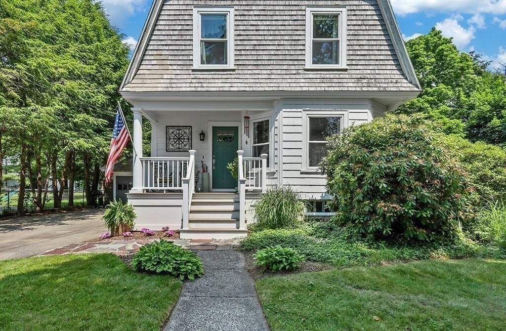 Property Photo:  40 Maple St  MA 02048 