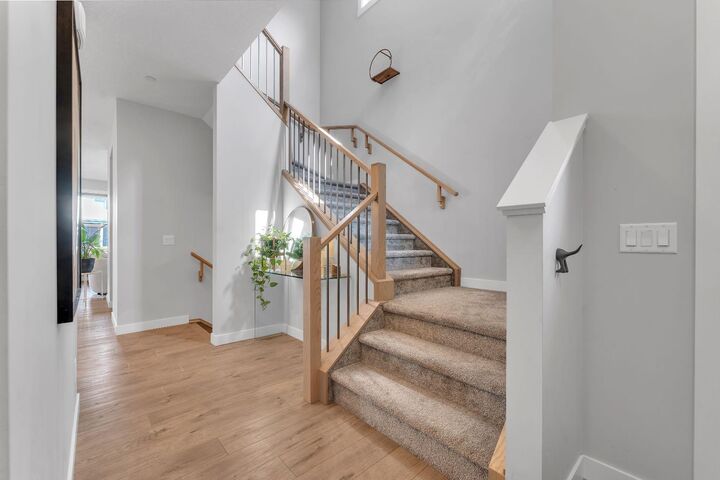 73 Calhoun Crescent NE  Calgary AB T3P 1X9 photo