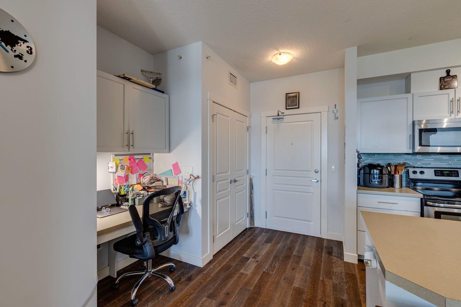 Property Photo: 2300 Evanston Square NW 410 AB T3P 0G8