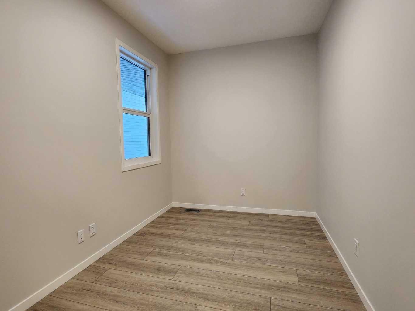 Property Photo: 193 Lucas Place NW AB T3P 2E6