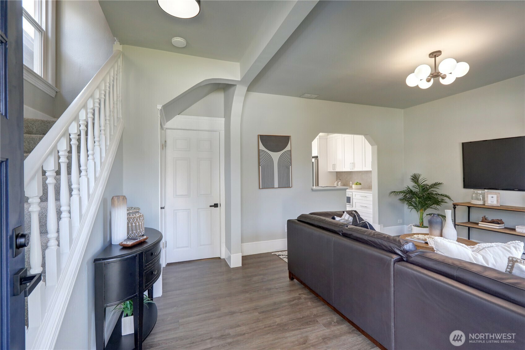 Property Photo: 3225 Oakes Avenue WA 98201