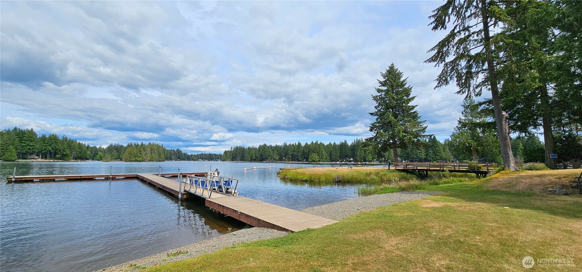 Property Photo: 21 E Cromarty Court WA 98584