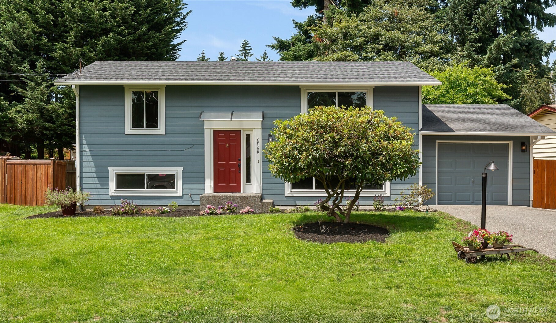 Property Photo: 29309 38th Place S WA 98001
