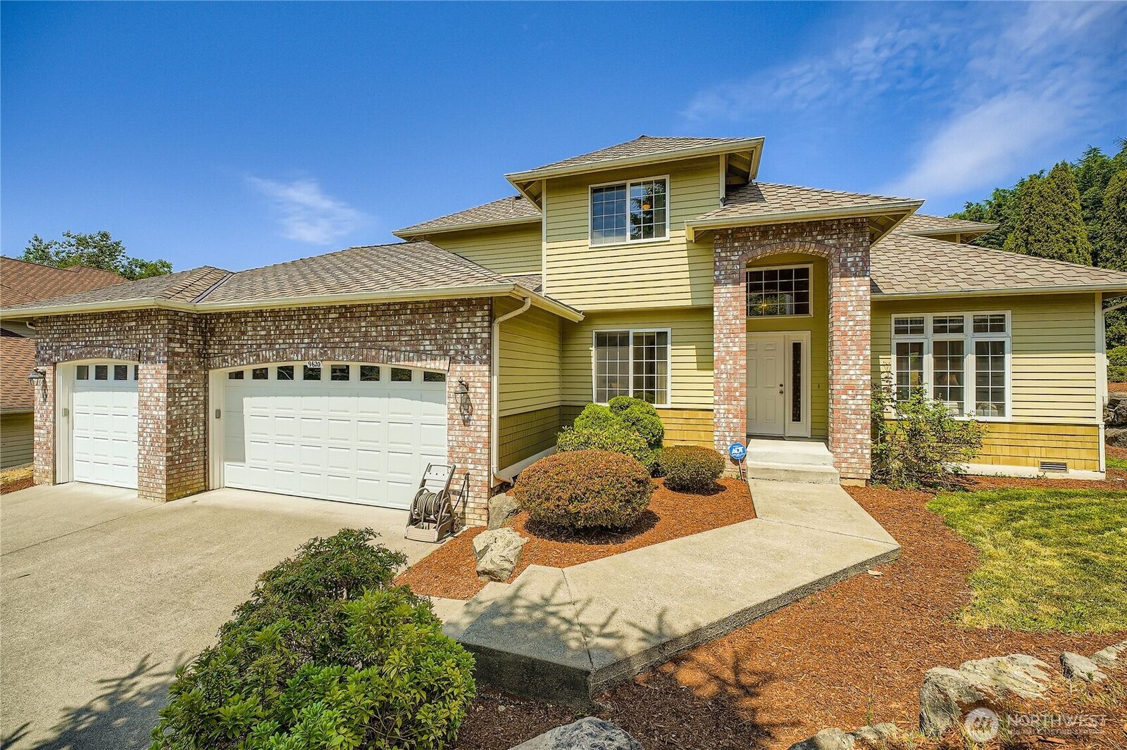 Property Photo:  9620 S 194th Street  WA 98055 