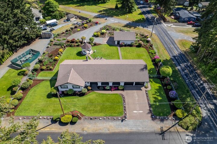 9802  124th Street E  Puyallup WA 98373 photo