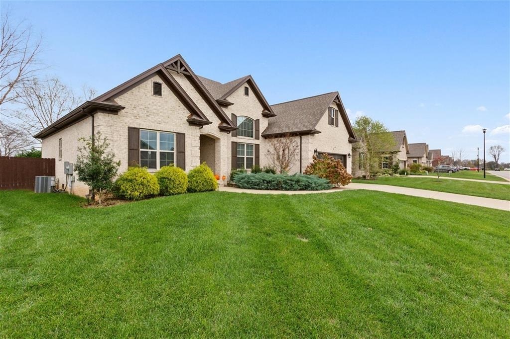Property Photo: 713 Heritage Preserve Lane KY 42104