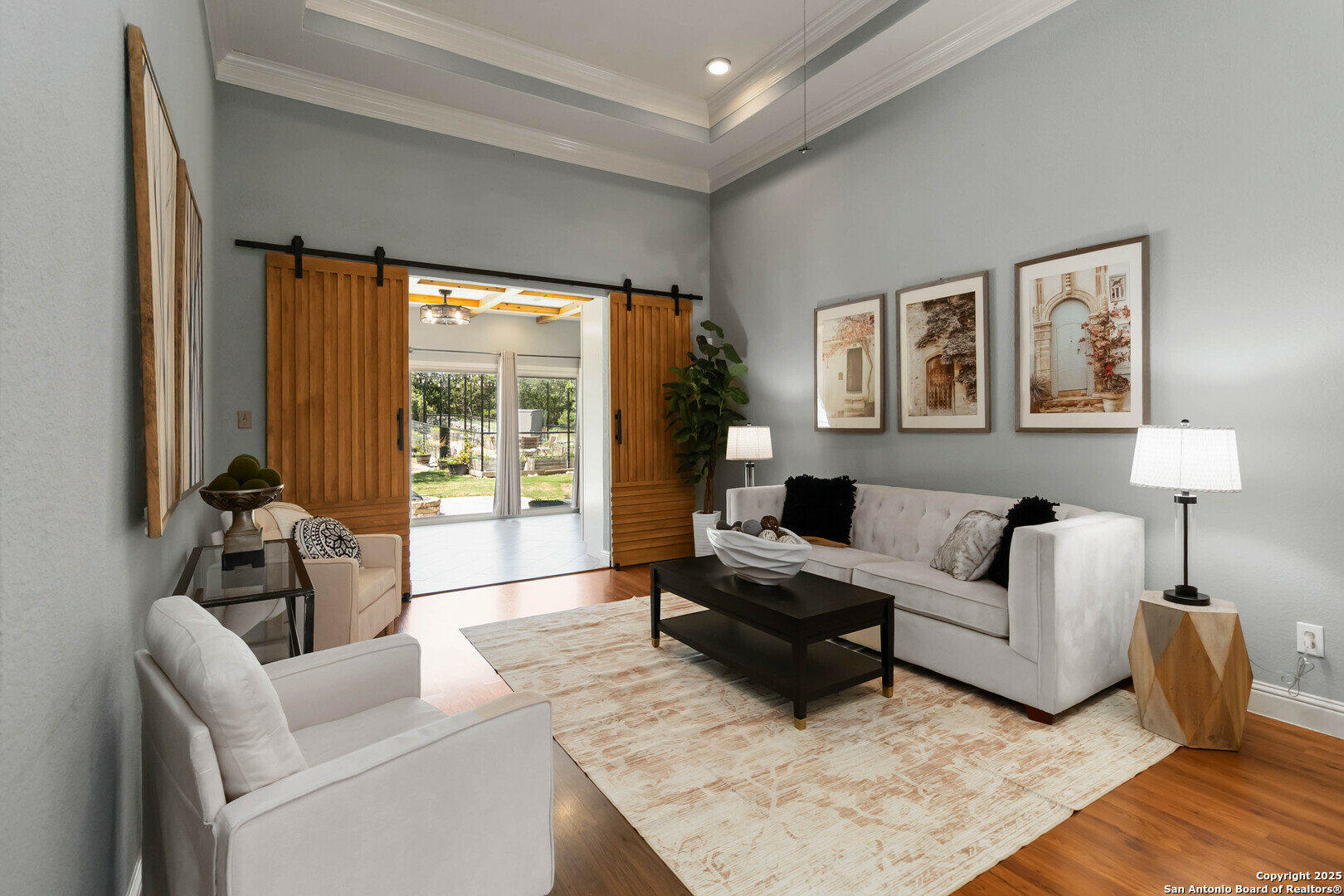 Property Photo: 345 Blackbird TX 78070
