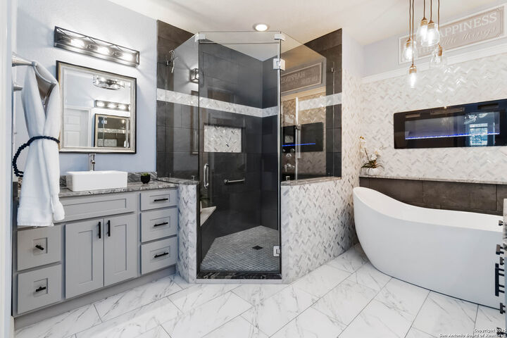Property Photo:  345 Blackbird  TX 78070 