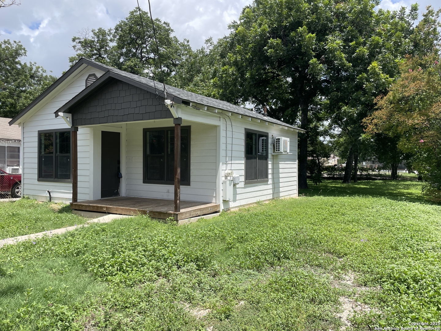 Property Photo:  603 Humboldt  TX 78211 