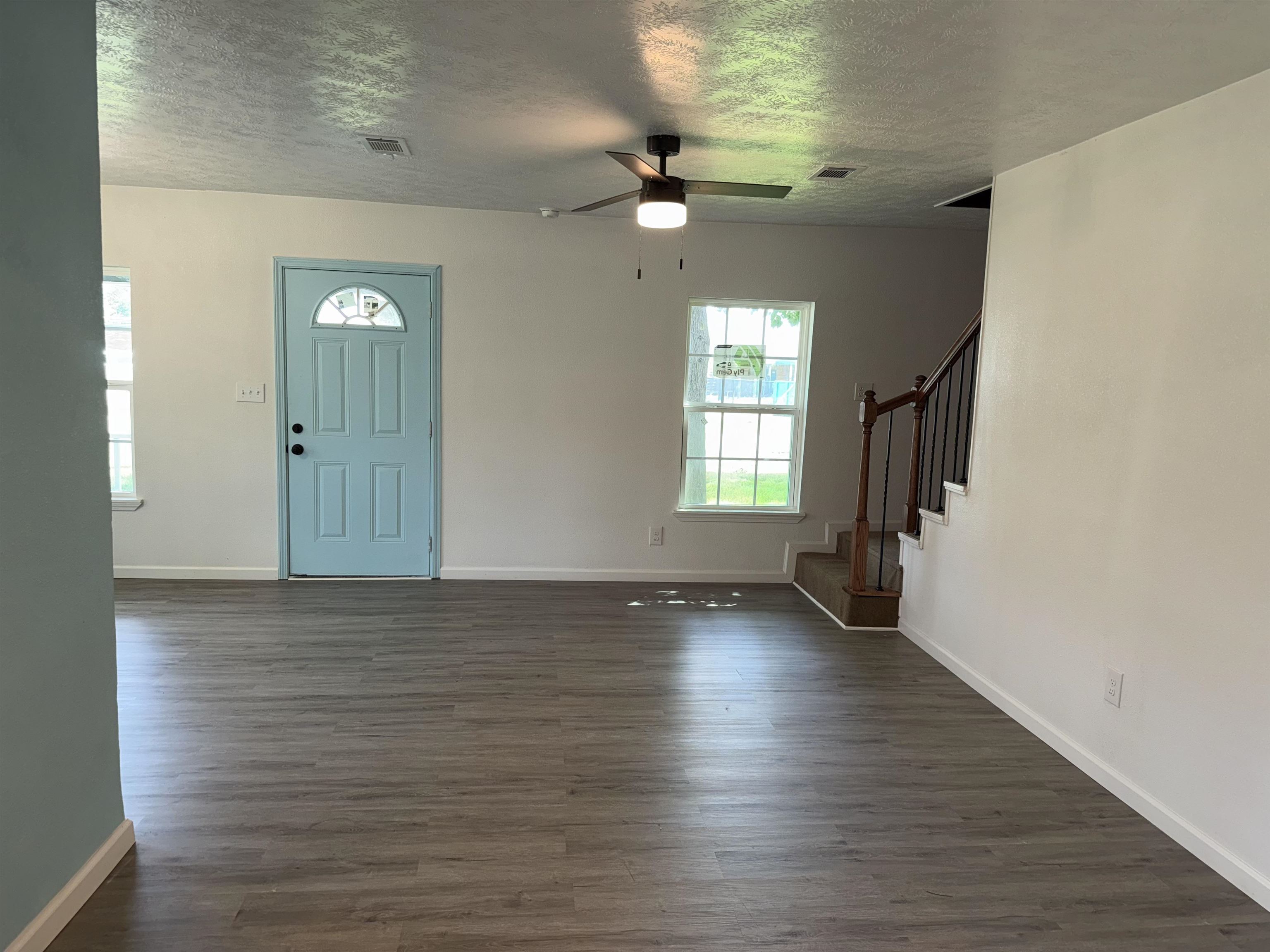 Property Photo:  5340 Kenneth Ave  TX 77705 